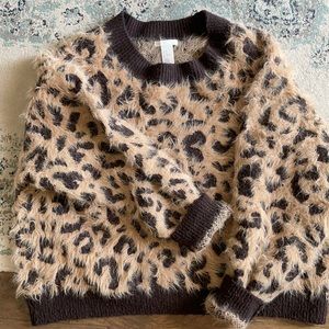 OBO!! Super cozy and soft H&M leopard Sweater